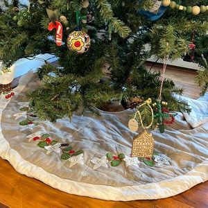 Pottery Barn Tree Skirt
